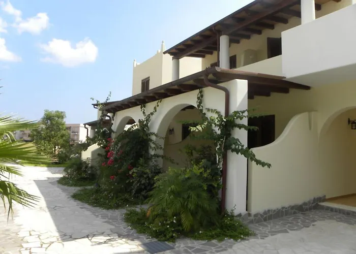 Hotel Borgo Eolie 3*