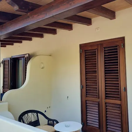 Hotel Borgo Eolie 3*