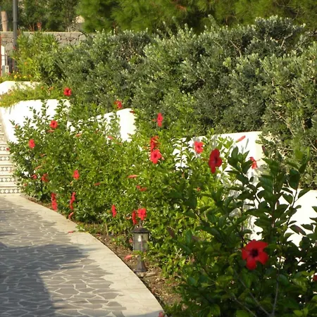 Hotel Borgo Eolie 3*