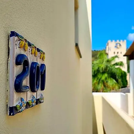 Hotel Borgo Eolie 3*