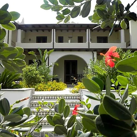 Hotel Borgo Eolie 3*