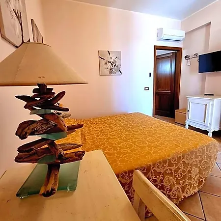 Borgo Eolie Hotel 3*