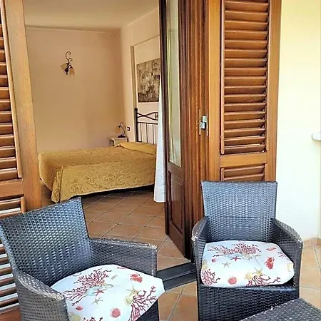 Hotel Borgo Eolie 3*
