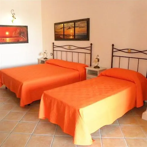 Hotel Borgo Eolie 3*